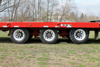 Heavy-duty spring suspension provides a smooth and stable ride.  ROGERS tag-along trailers are equipped with premium 4S/2M Antilock brake systems.