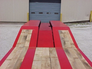 The platform deck has a 16° slope to the rear frame, covered with full 2-inch oak decking.

The center cover plate is depressed the full length of the slope and rear frame, which has 1/4