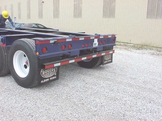 This trailer is 10'-0